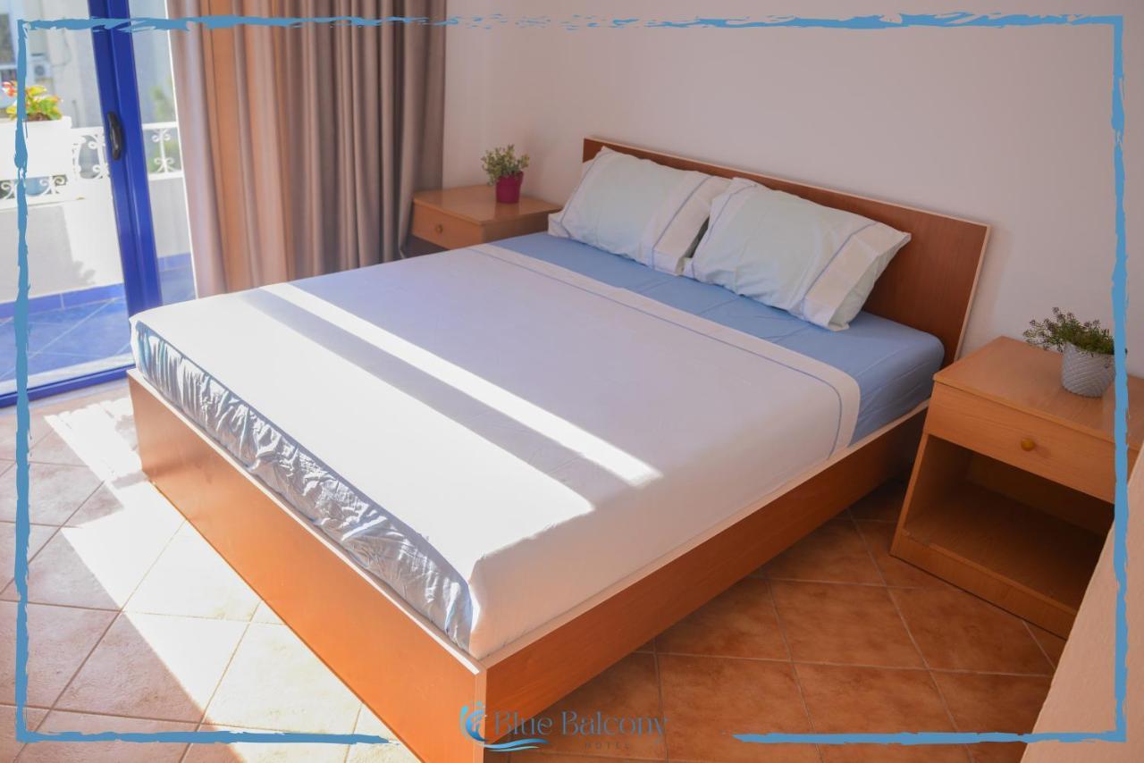 Blue Balcony Hotel Golem  Εξωτερικό φωτογραφία