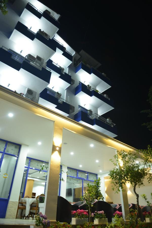 Blue Balcony Hotel Golem  Εξωτερικό φωτογραφία